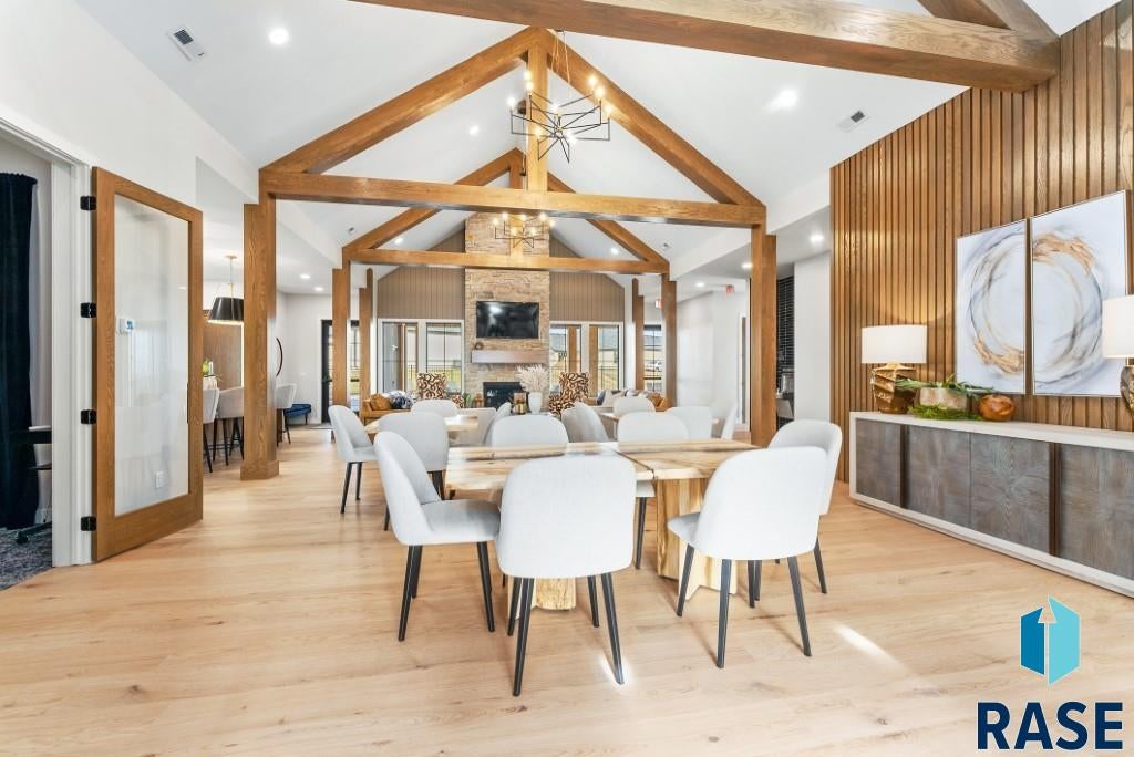 Sioux Falls, South Dakota, 57110, United States, 4 Bedrooms Bedrooms, ,3 BathroomsBathrooms,Residential,For Sale,2005284