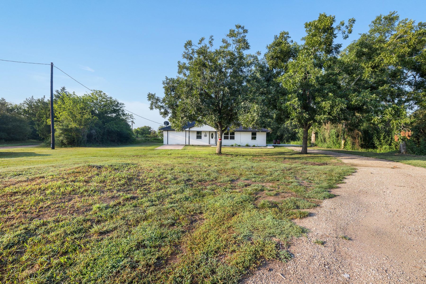  8822 Punchard Lane, Bellville, TX, 77418 - 物件實景