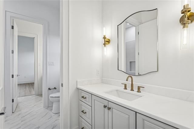 Metairie, Louisiana, 70005, United States, 5 Bedrooms Bedrooms, ,4 BathroomsBathrooms,Residential,For Sale,1990394