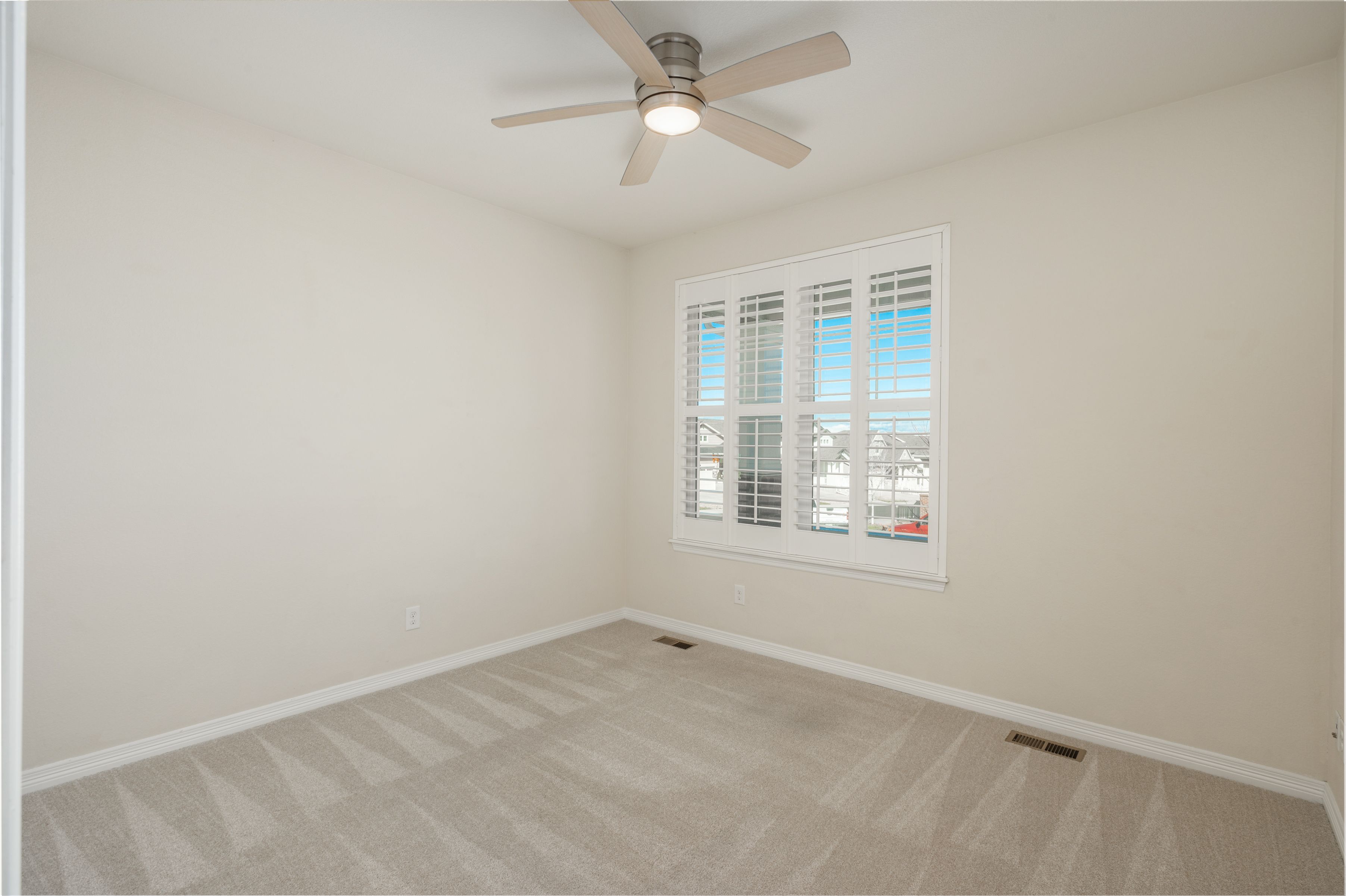  Move-In Ready Ranch With Great Curb Appeal - 物件實景