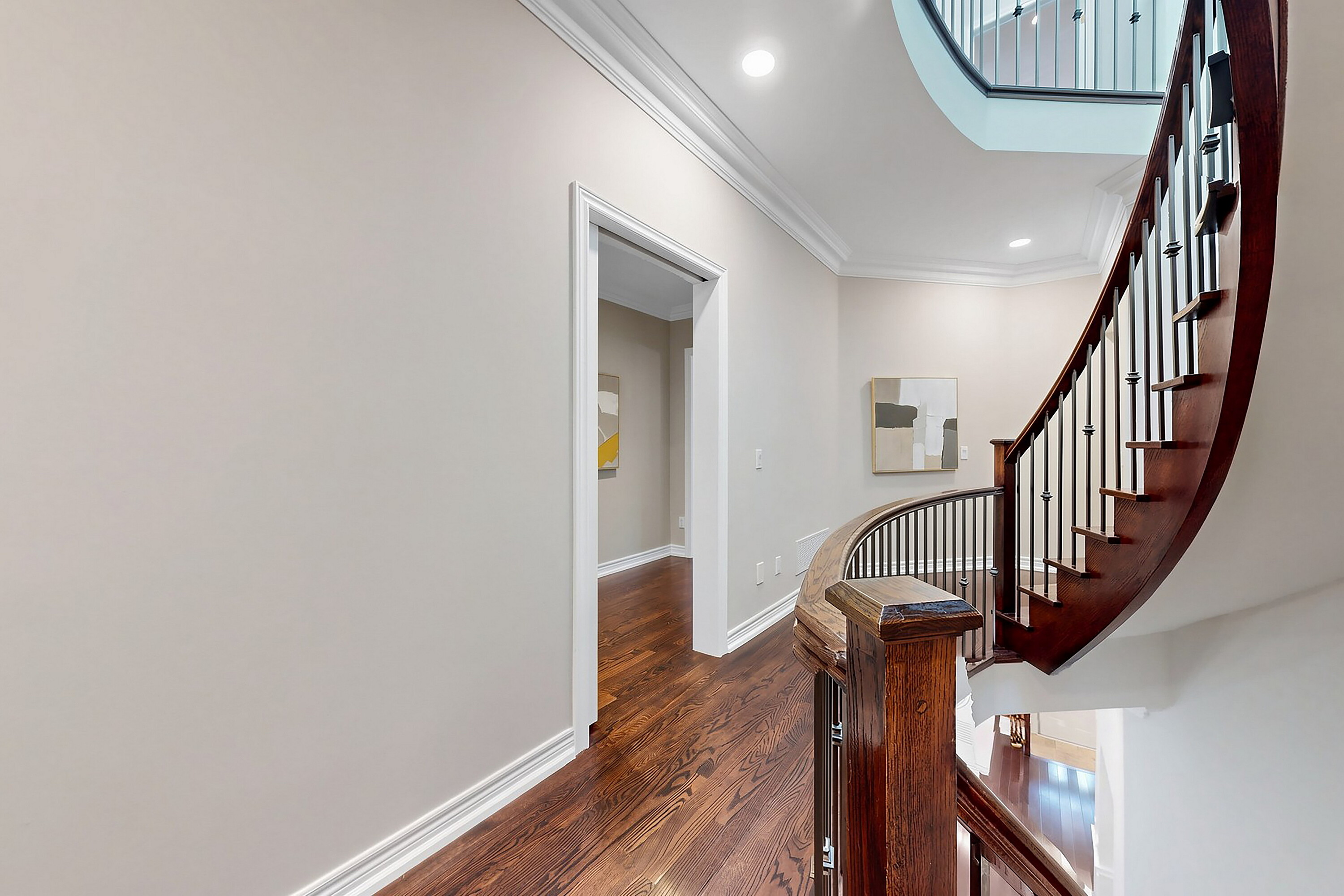  Elegant Townhome in South Hill - 物件實景