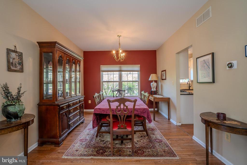 Princeton, New Jersey, 08540, United States, 4 Bedrooms Bedrooms, ,3 BathroomsBathrooms,Residential,For Sale,1943600
