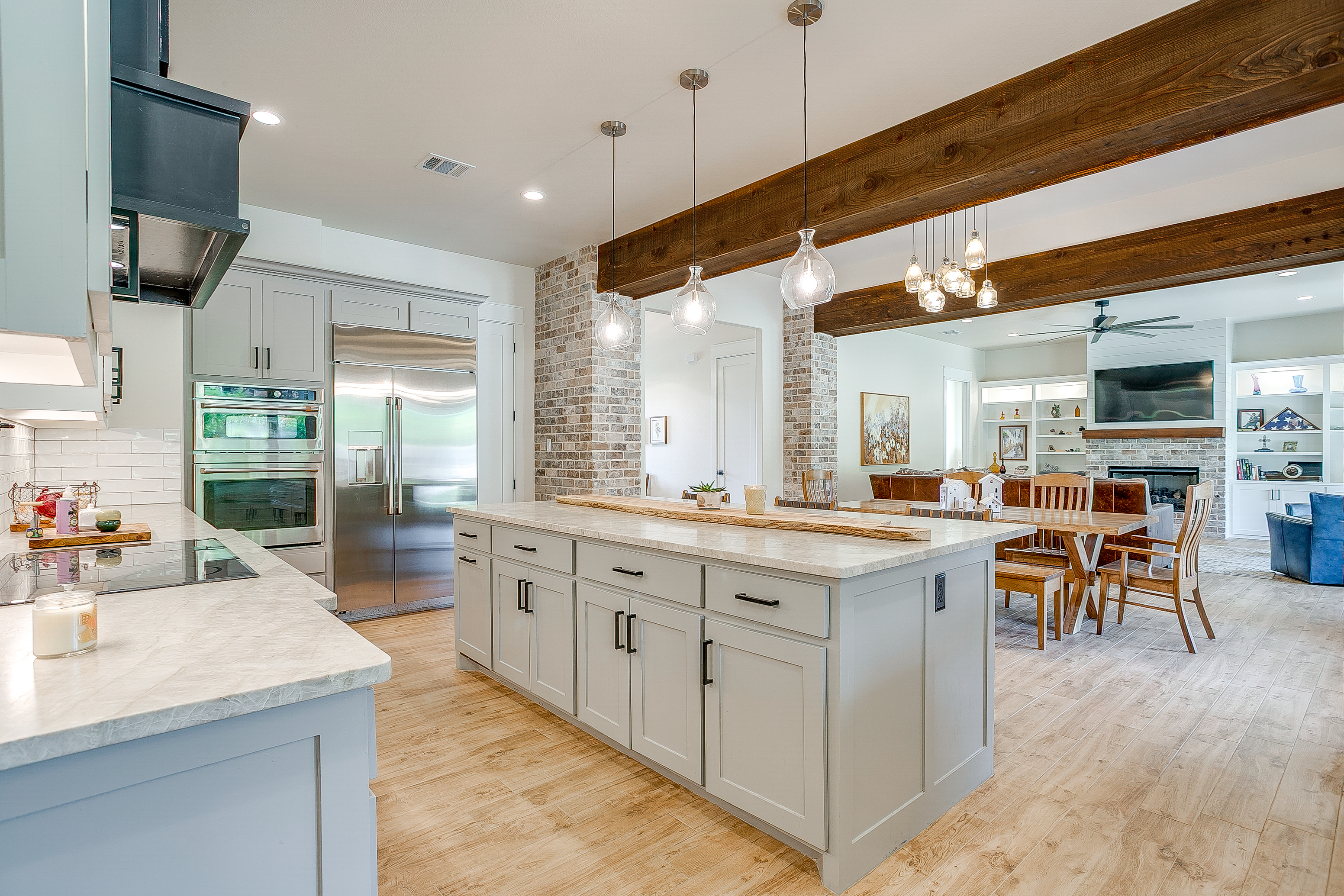  1146 Eagles Bluff Drive, Weatherford, TX, 76087 - 物件實景