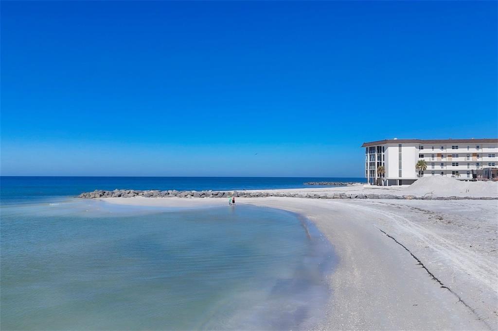 Sarasota, Florida, 34236, United States, 2 Bedrooms Bedrooms, ,2 BathroomsBathrooms,Residential,For Sale,1743454