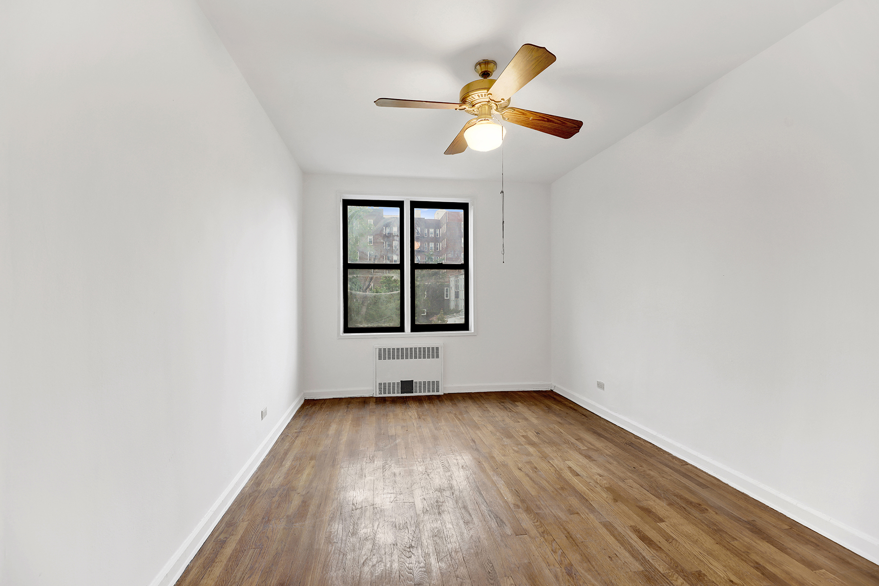 Brooklyn, New York, 11218, United States, 2 Bedrooms Bedrooms, ,1 BathroomBathrooms,Residential,For Sale,1836428