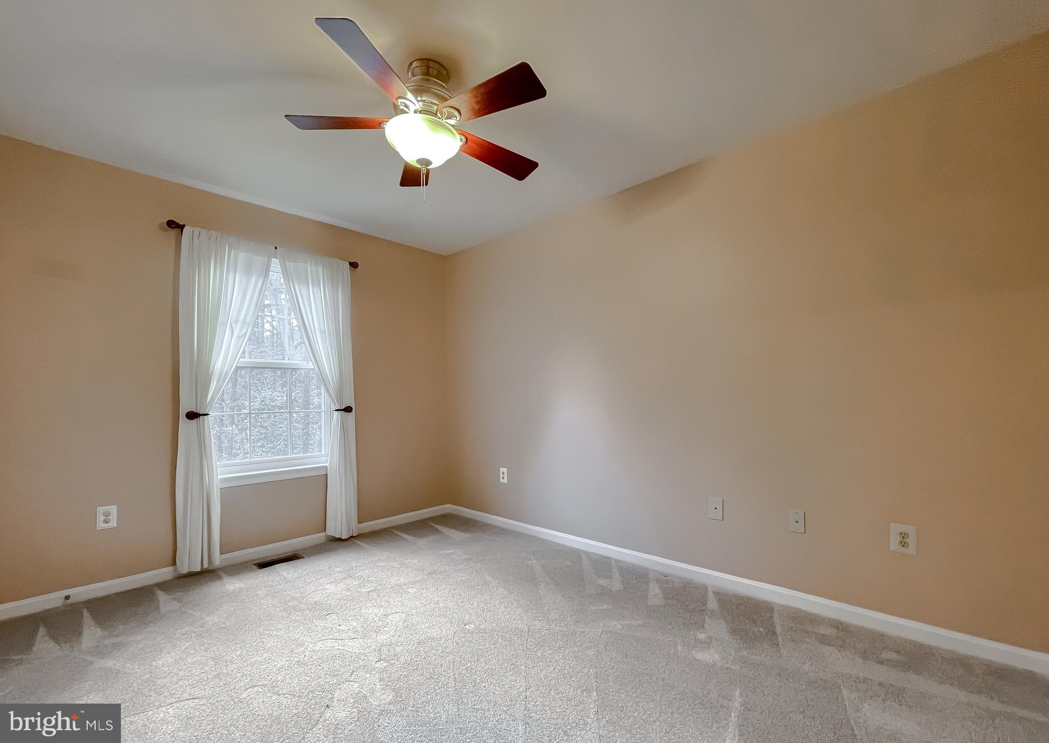 Leonardtown, Maryland, 20650, United States, 5 Bedrooms Bedrooms, ,4 BathroomsBathrooms,Residential,For Sale,2006154