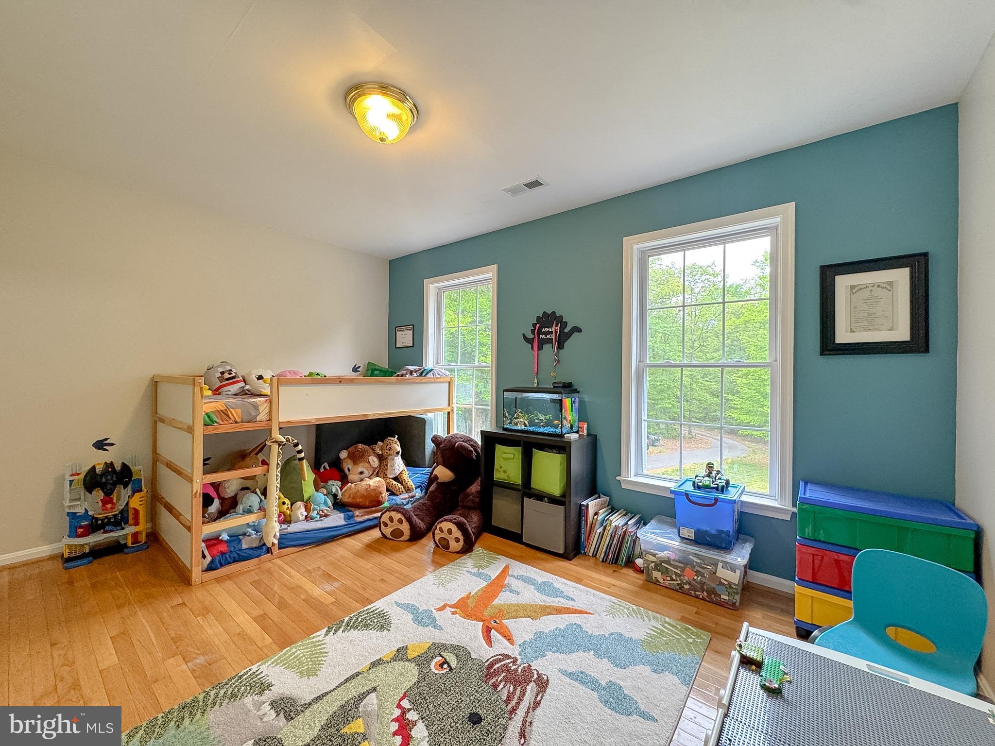 Fredericksburg, Virginia, 22408, United States, 5 Bedrooms Bedrooms, ,4 BathroomsBathrooms,Residential,For Sale,2043363