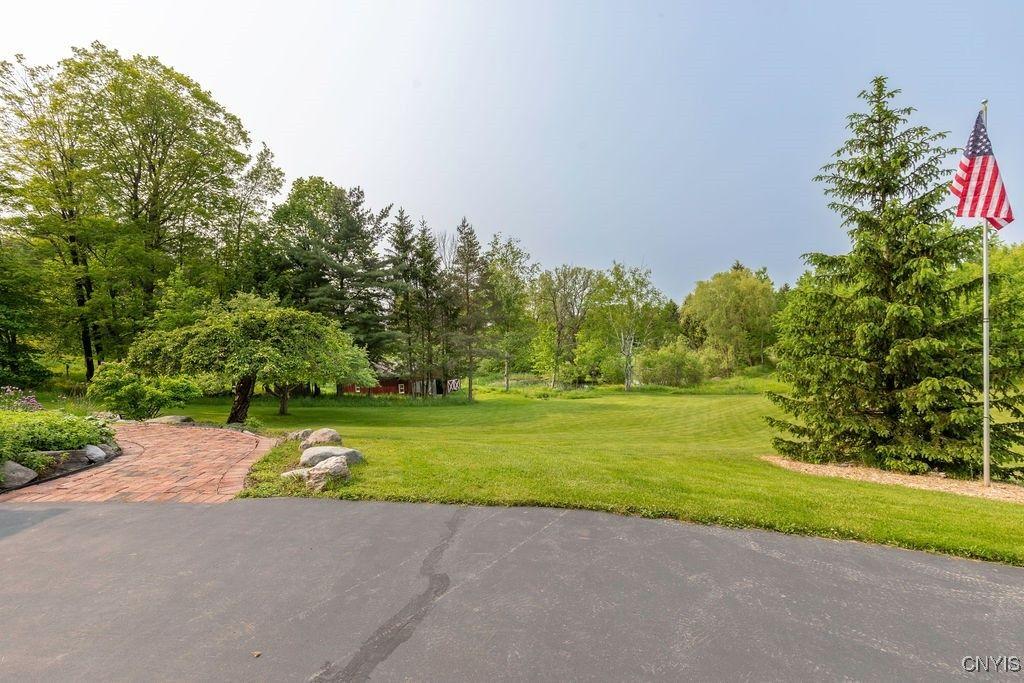 Jamesville, New York, 13078, United States, 4 Bedrooms Bedrooms, ,4 BathroomsBathrooms,Residential,For Sale,1829138