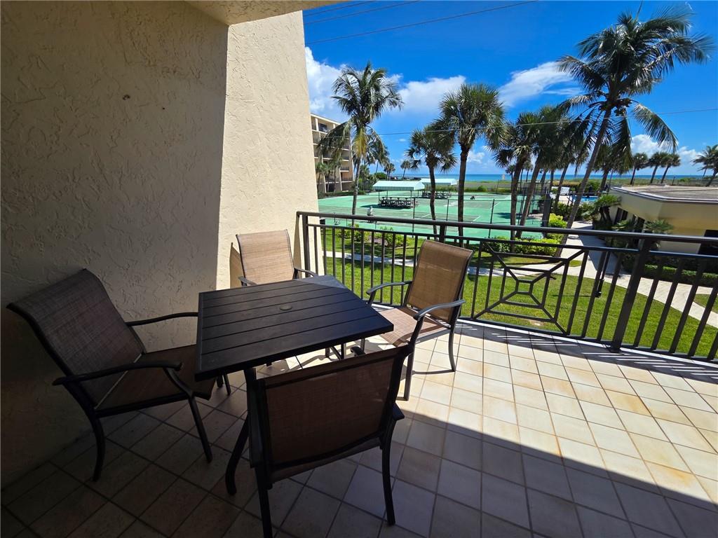 Vero Beach, Florida, 32963, United States, 2 Bedrooms Bedrooms, ,2 BathroomsBathrooms,Residential,For Sale,1977499