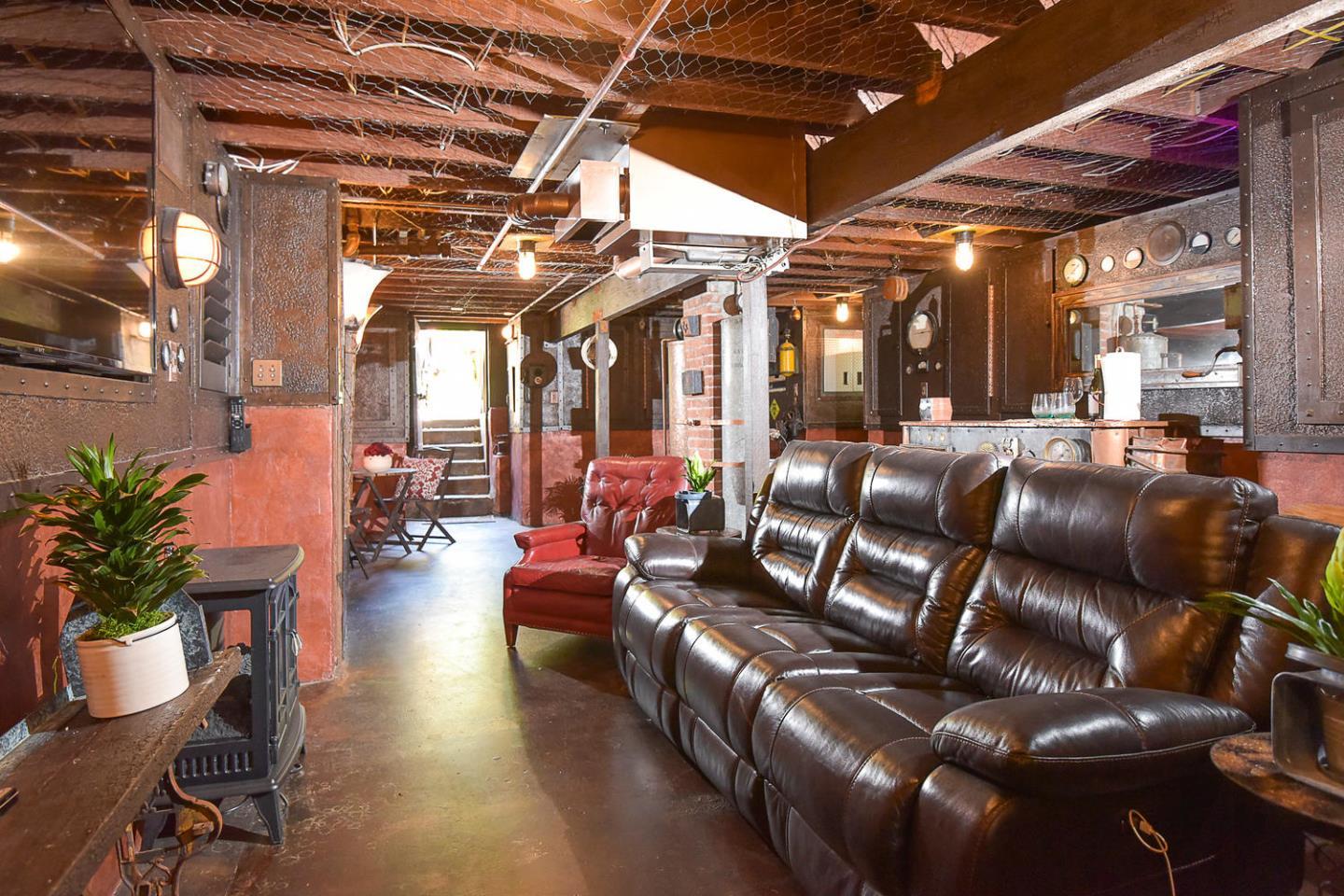 San Jose - Other, California, 95112, United States, 2 Bedrooms Bedrooms, ,2 BathroomsBathrooms,Residential,For Sale,1860753