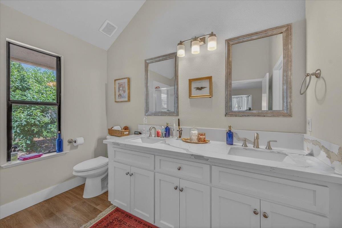 Fresno, California, 93730, United States, 3 Bedrooms Bedrooms, ,2 BathroomsBathrooms,Residential,For Sale,2042893