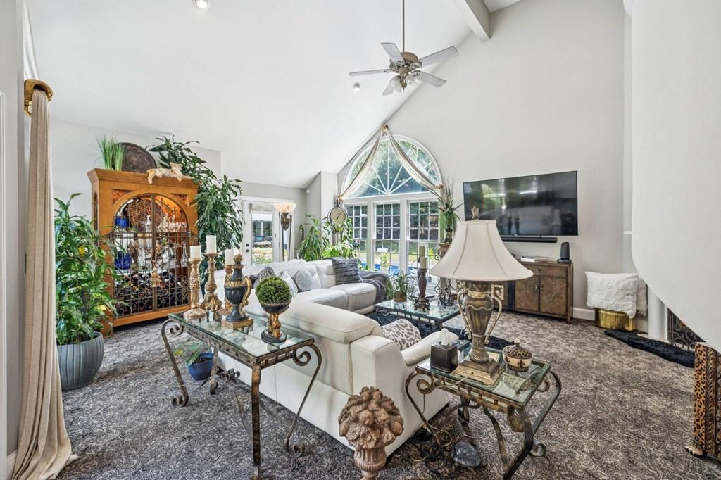 Cohutta, Georgia, 30710, United States, 4 Bedrooms Bedrooms, ,4 BathroomsBathrooms,Residential,For Sale,1950990