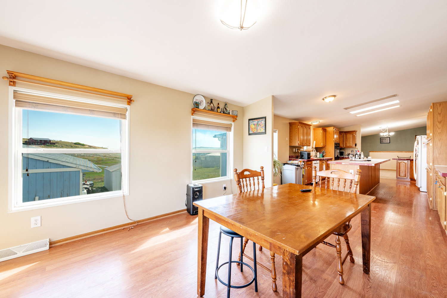 Banner, Wyoming, 82832, United States, 4 Bedrooms Bedrooms, ,3 BathroomsBathrooms,Residential,For Sale,1944792