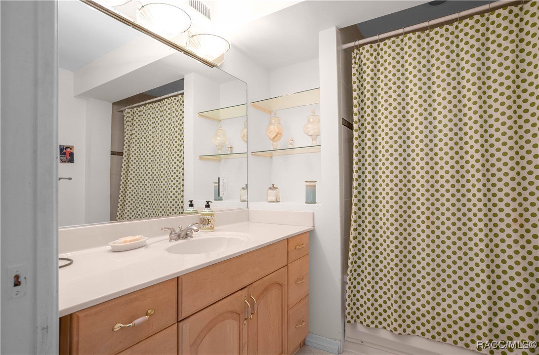 Inverness, Florida, 34450, United States, 4 Bedrooms Bedrooms, ,7 BathroomsBathrooms,Residential,For Sale,2005409