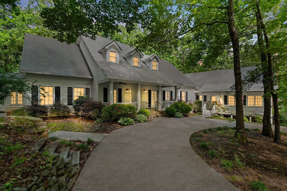 Villa Rica, Georgia, 30180, United States, 7 Bedrooms Bedrooms, ,9 BathroomsBathrooms,Residential,For Sale,1982750