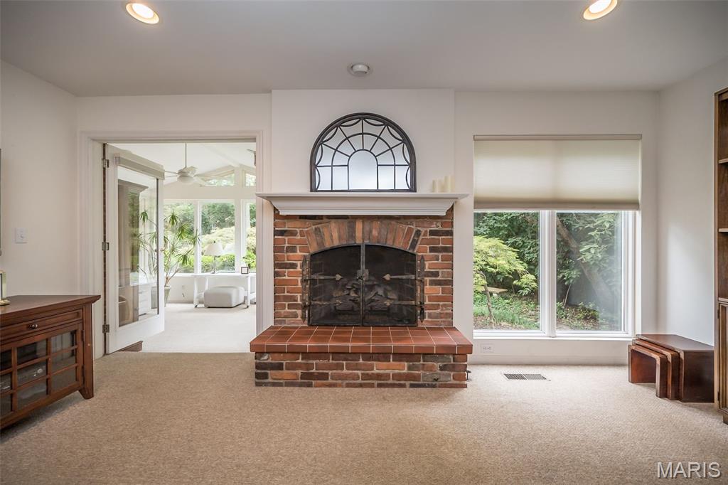 Chesterfield, Missouri, 63017, United States, 4 Bedrooms Bedrooms, ,3 BathroomsBathrooms,Residential,For Sale,1932834