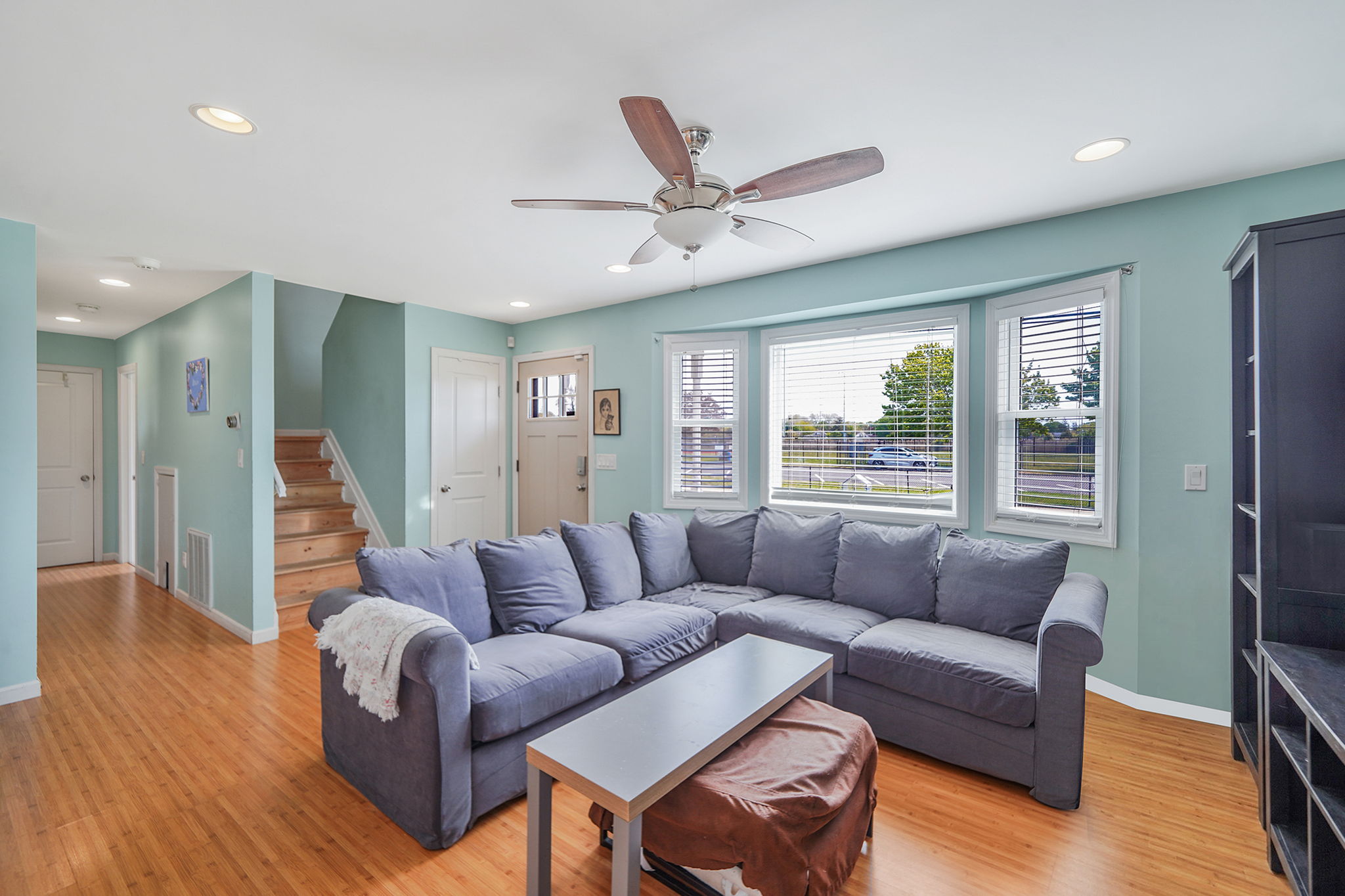 Patchogue, New York, 11772, United States, 2 Bedrooms Bedrooms, ,2 BathroomsBathrooms,Residential,For Sale,2049279