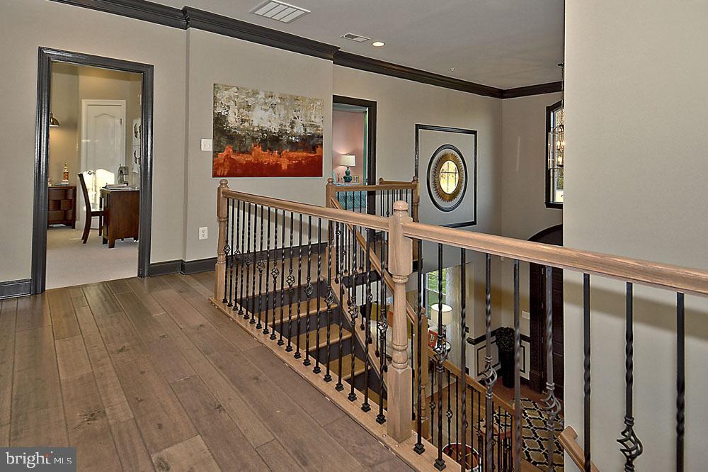 Clinton, Maryland, 20735, United States, 6 Bedrooms Bedrooms, ,6 BathroomsBathrooms,Residential,For Sale,1864170