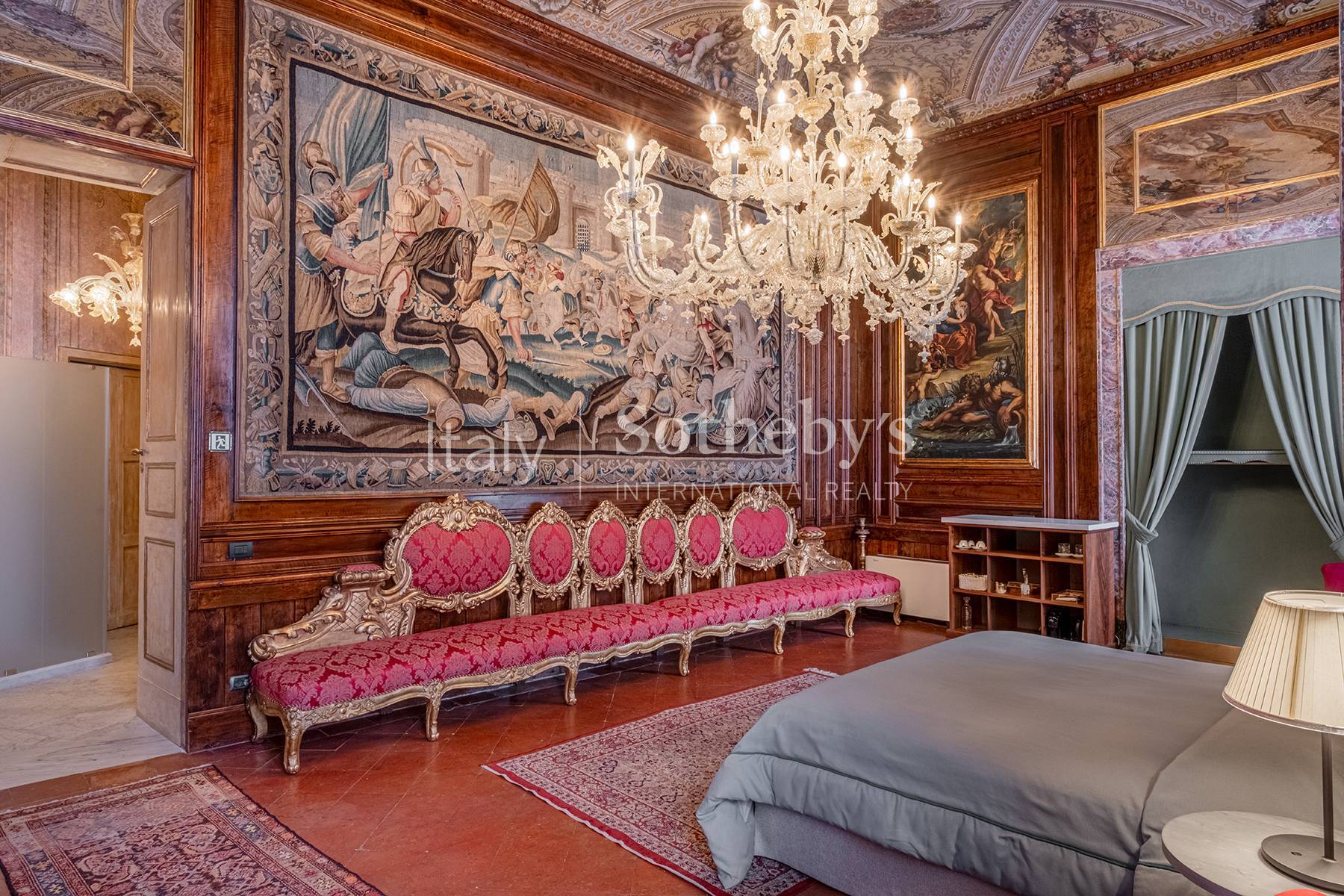  Monumental historic mansion in the heart of Naples - 物件實景