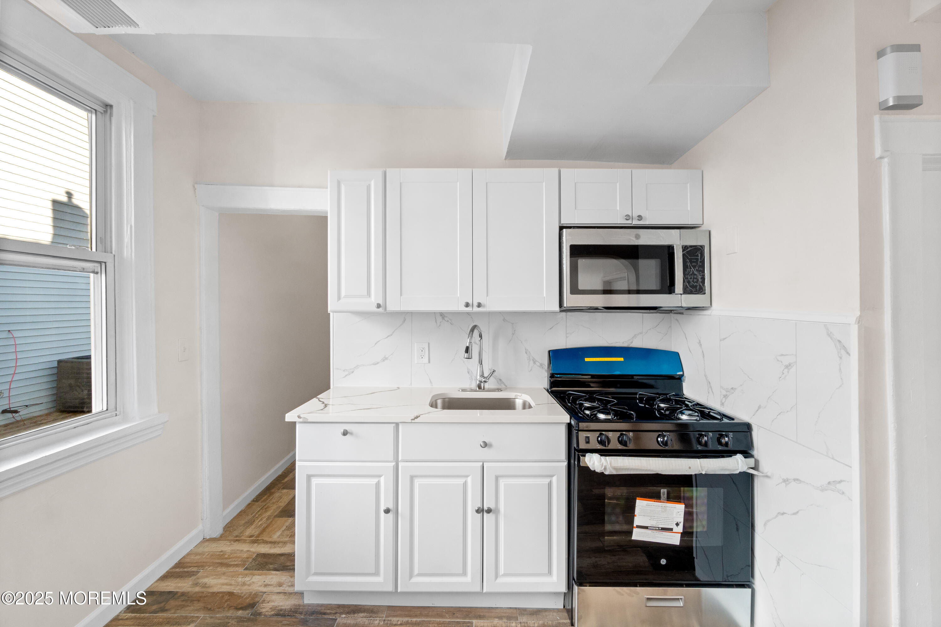 Newark, New Jersey, 07112, United States, 5 Bedrooms Bedrooms, ,2 BathroomsBathrooms,Residential,For Sale,2008185