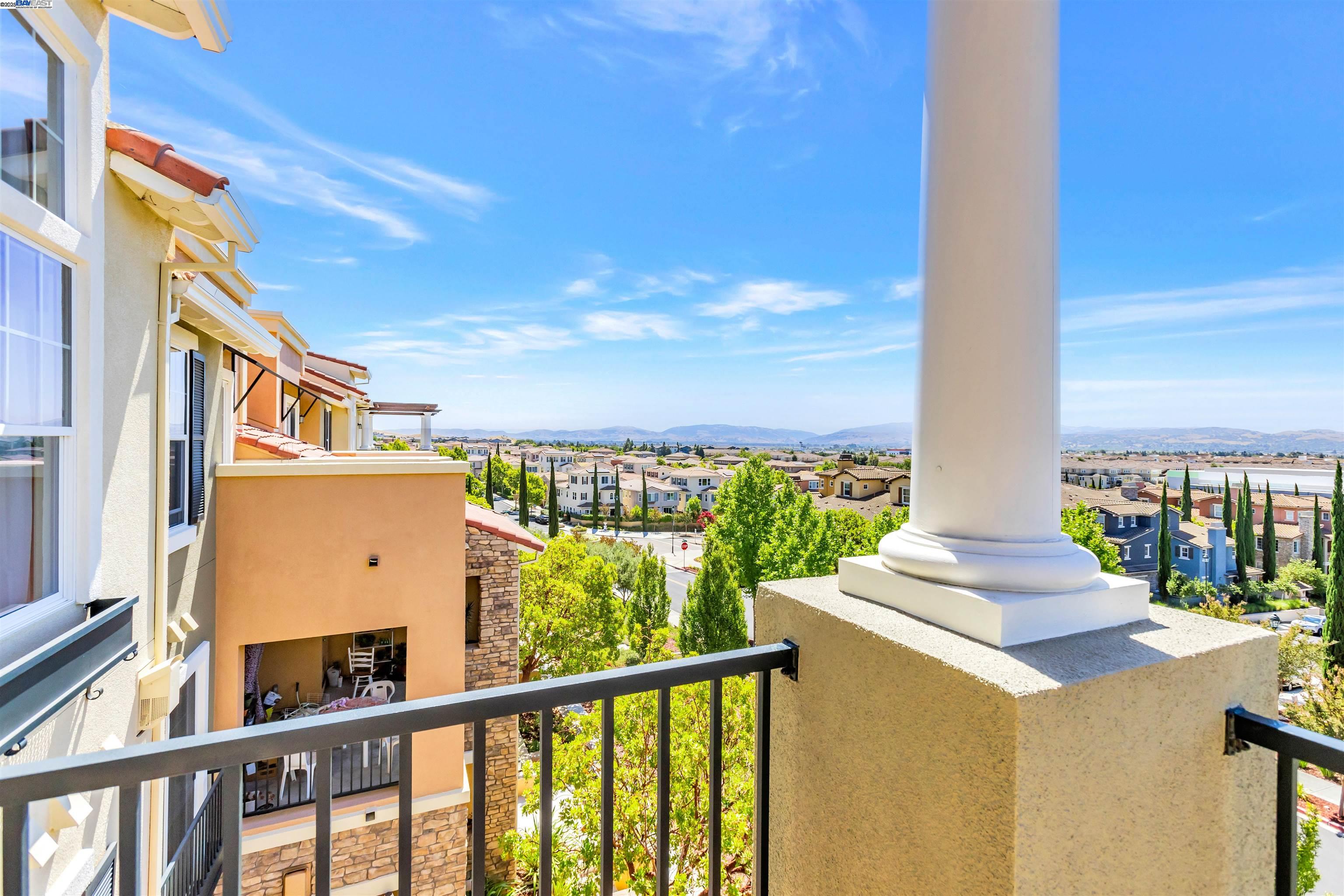 Dublin, California, 94568, United States, 2 Bedrooms Bedrooms, ,2 BathroomsBathrooms,Residential,For Sale,1997386