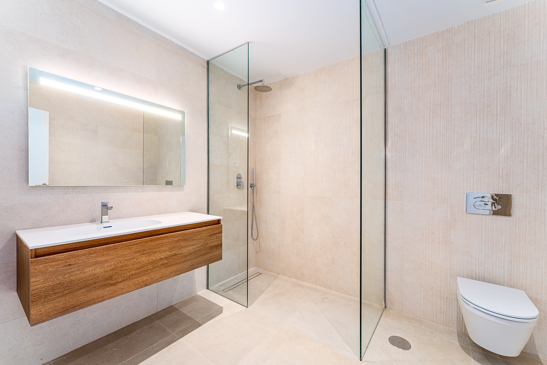  Contemporary Villa with Pool & Solarium in Estepona East - 物件實景