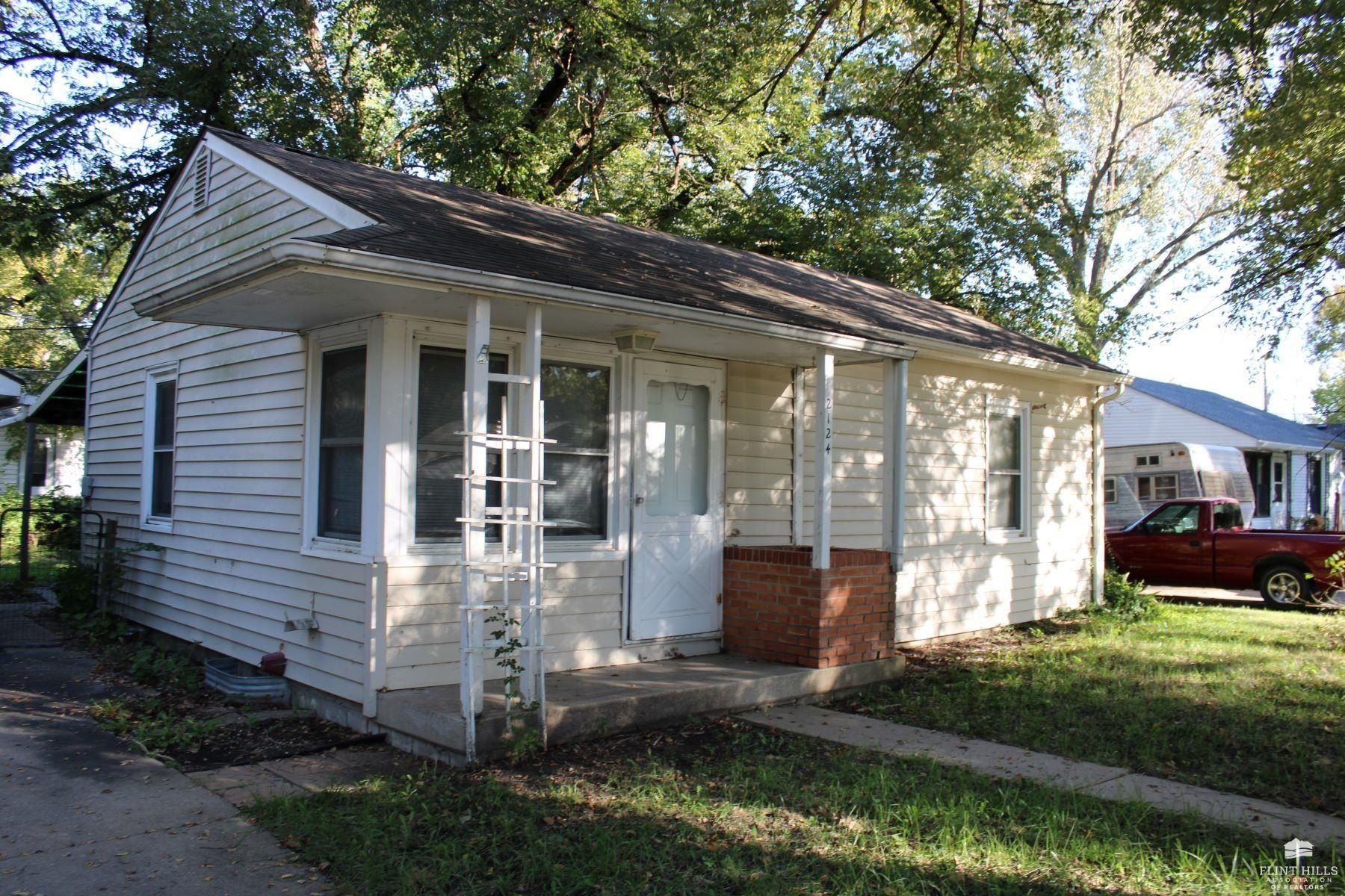 Sloan St, Manhattan, KS 66502