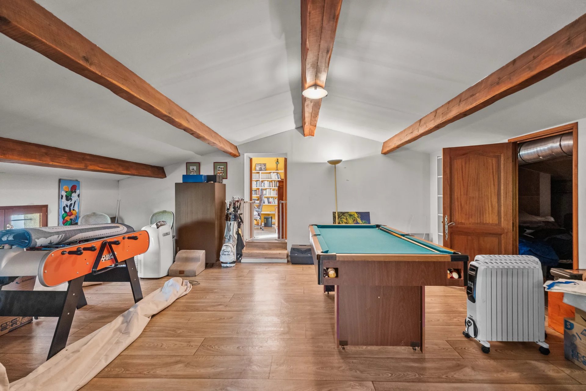 Mougins, Provence-Alpes-Côte d’Azur, 06250, FR, 6 Bedrooms Bedrooms, ,4 BathroomsBathrooms,Residential,For Sale,1987757