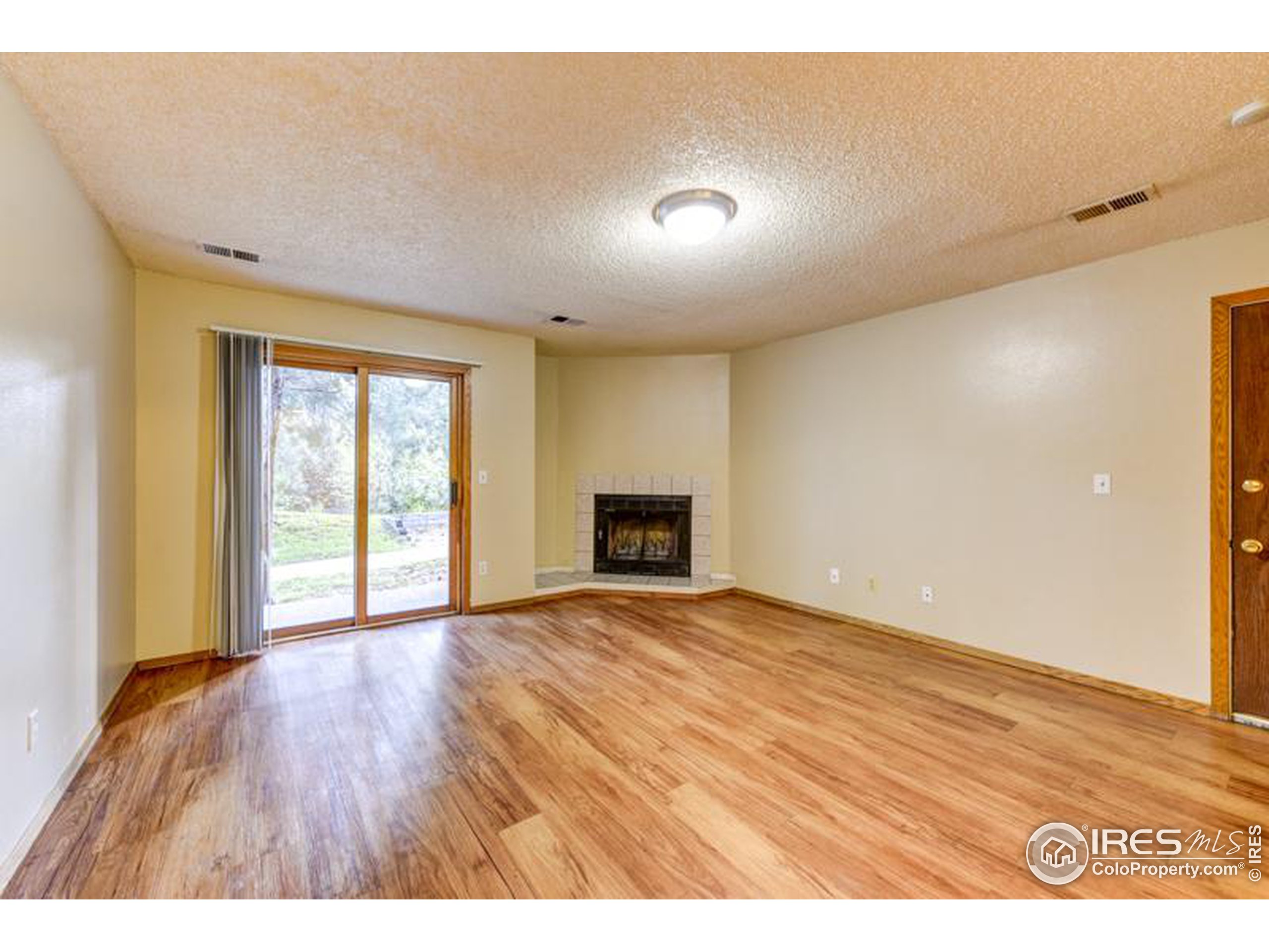 Boulder, Colorado, 80303, United States, 2 Bedrooms Bedrooms, ,1 BathroomBathrooms,Residential,For Sale,1758628