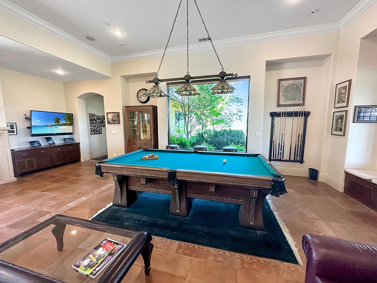 Grass Valley, California, 95949, United States, 4 Bedrooms Bedrooms, ,5 BathroomsBathrooms,Residential,For Sale,1974160