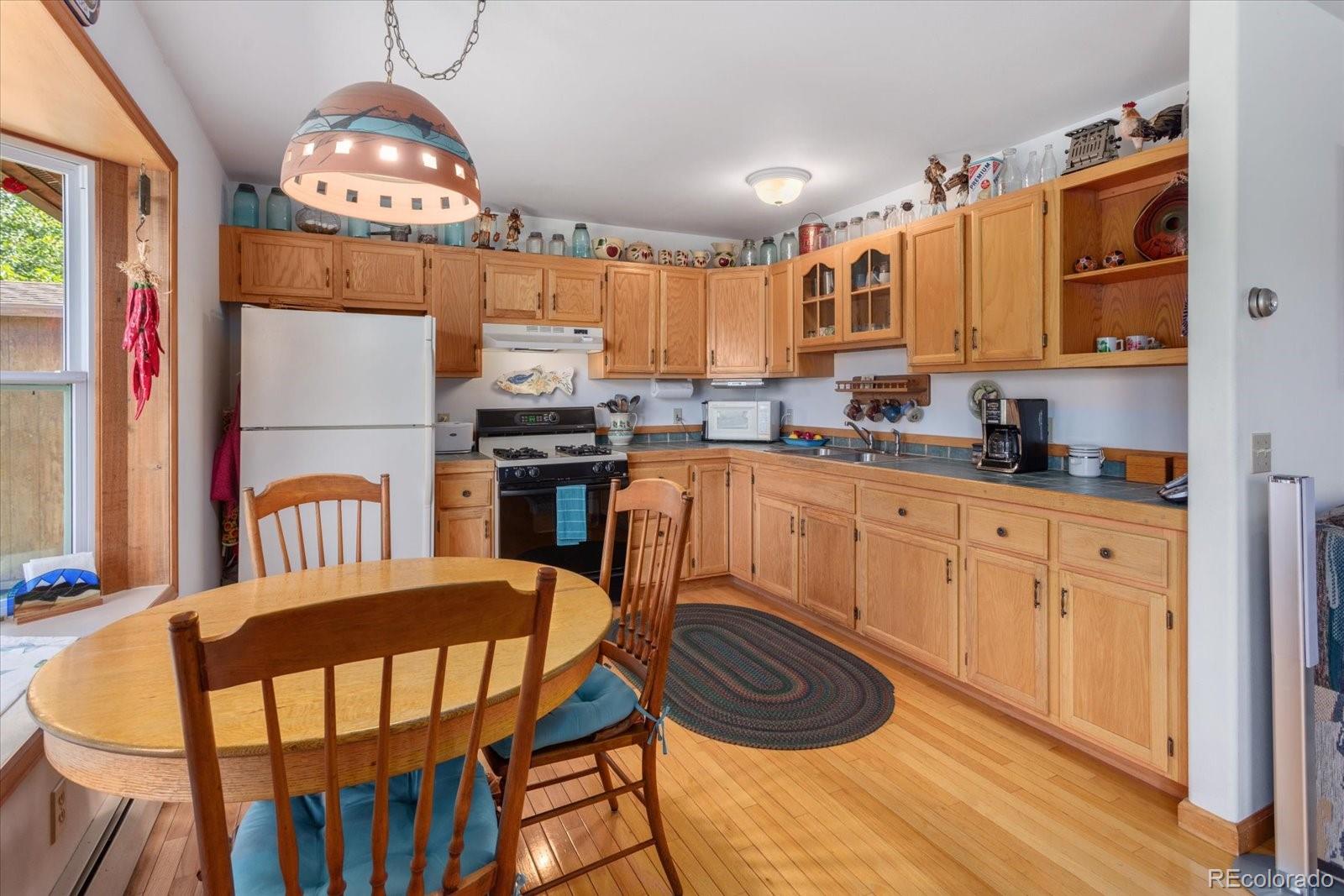 Salida, Colorado, 81201, United States, 3 Bedrooms Bedrooms, ,2 BathroomsBathrooms,Residential,For Sale,1943539