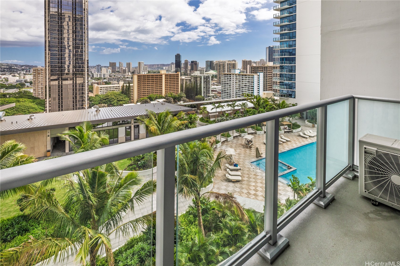 Honolulu, Hawaii, 96814, United States, 1 Bedroom Bedrooms, ,1 BathroomBathrooms,Residential,For Sale,1992137