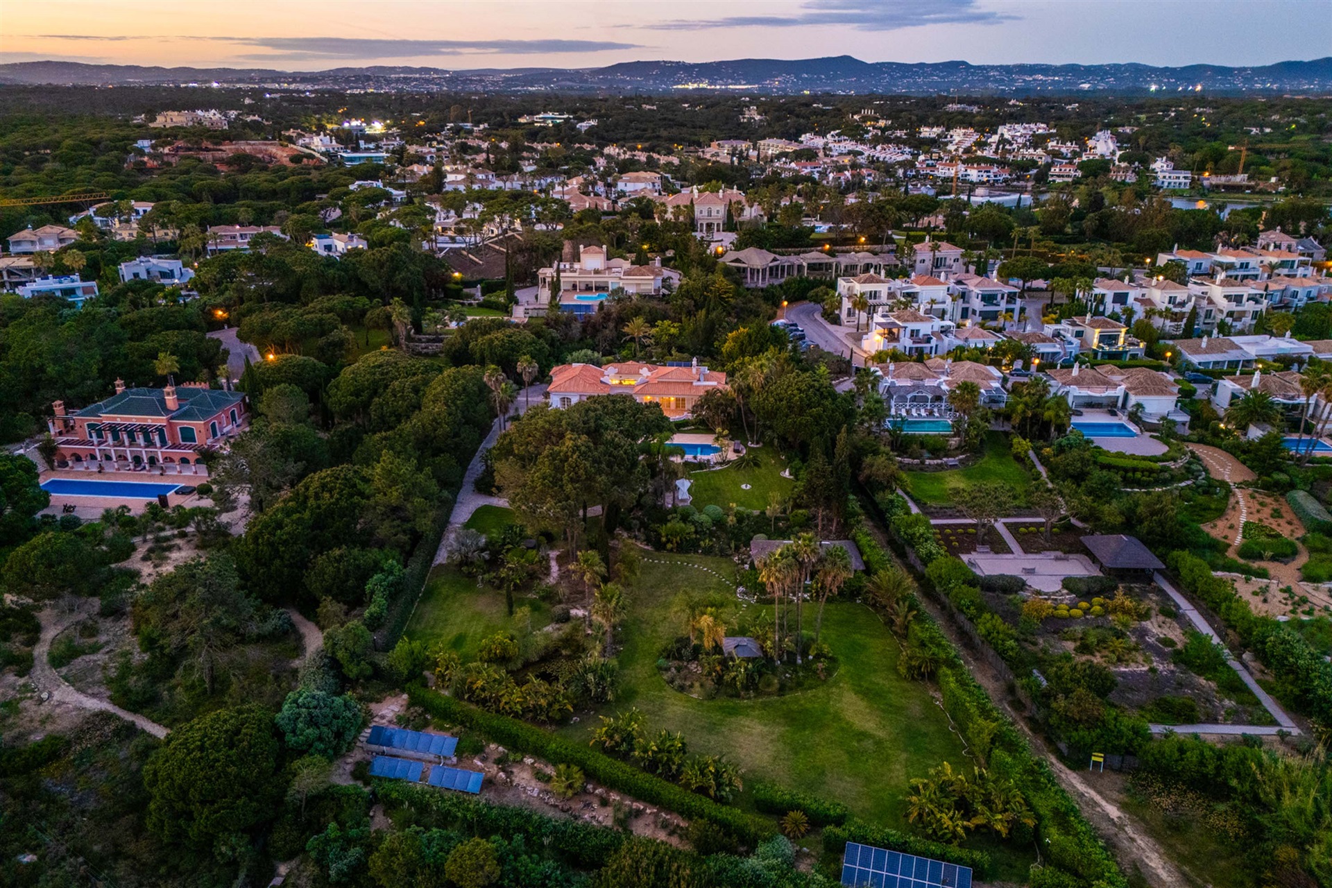  Detached house, 5 bedrooms, for Sale - 物件實景