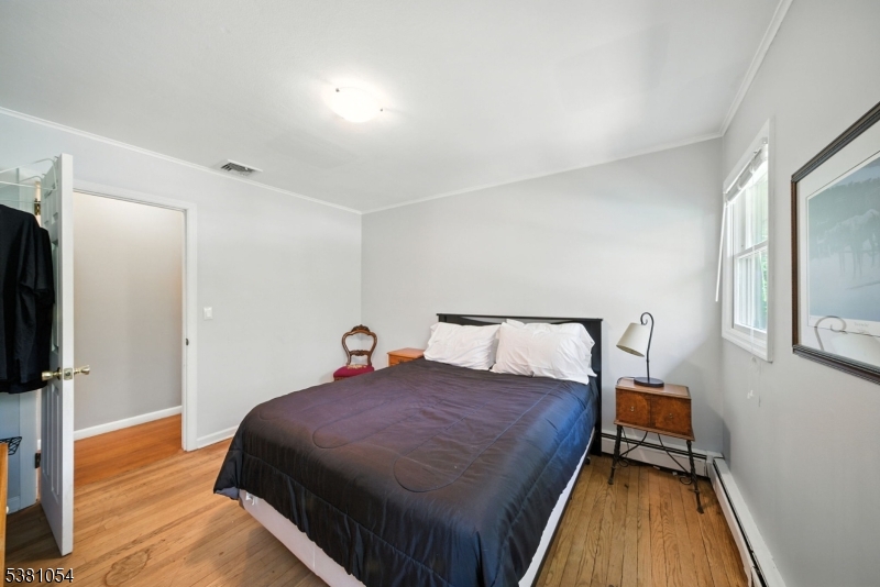 Parsippany-Troy Hills Twp., New Jersey, 07005, United States, 3 Bedrooms Bedrooms, ,2 BathroomsBathrooms,Residential,For Sale,1934343