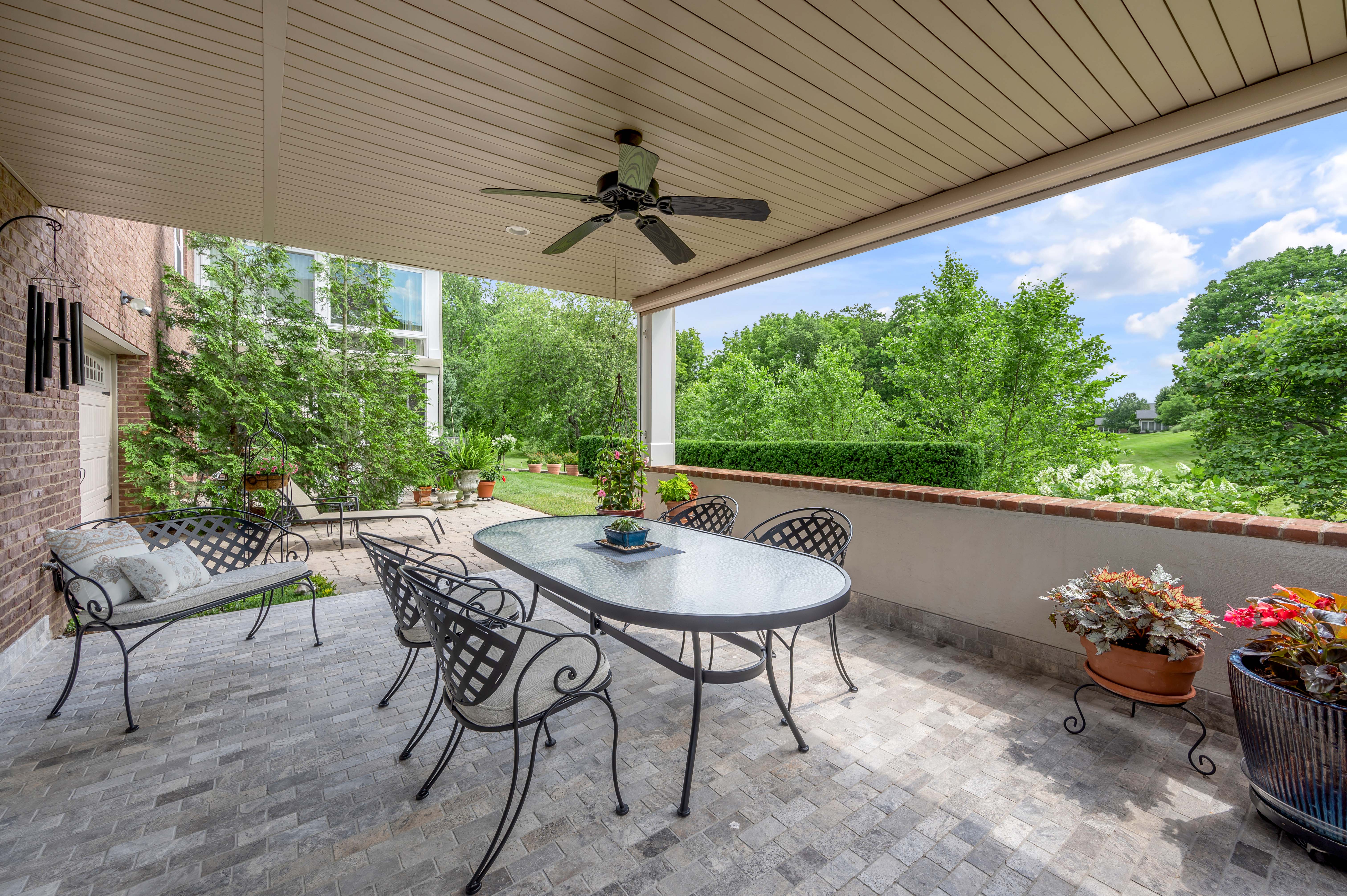  1962 Fort Harrods Drive - 物件實景