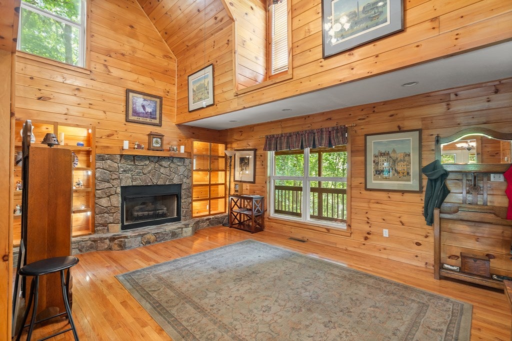 Morganton, Georgia, 30560, United States, 3 Bedrooms Bedrooms, ,3 BathroomsBathrooms,Residential,For Sale,1903694
