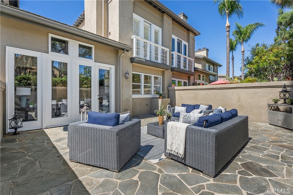Laguna Niguel, California, 92677, United States, 2 Bedrooms Bedrooms, ,2 BathroomsBathrooms,Residential,For Sale,1947960