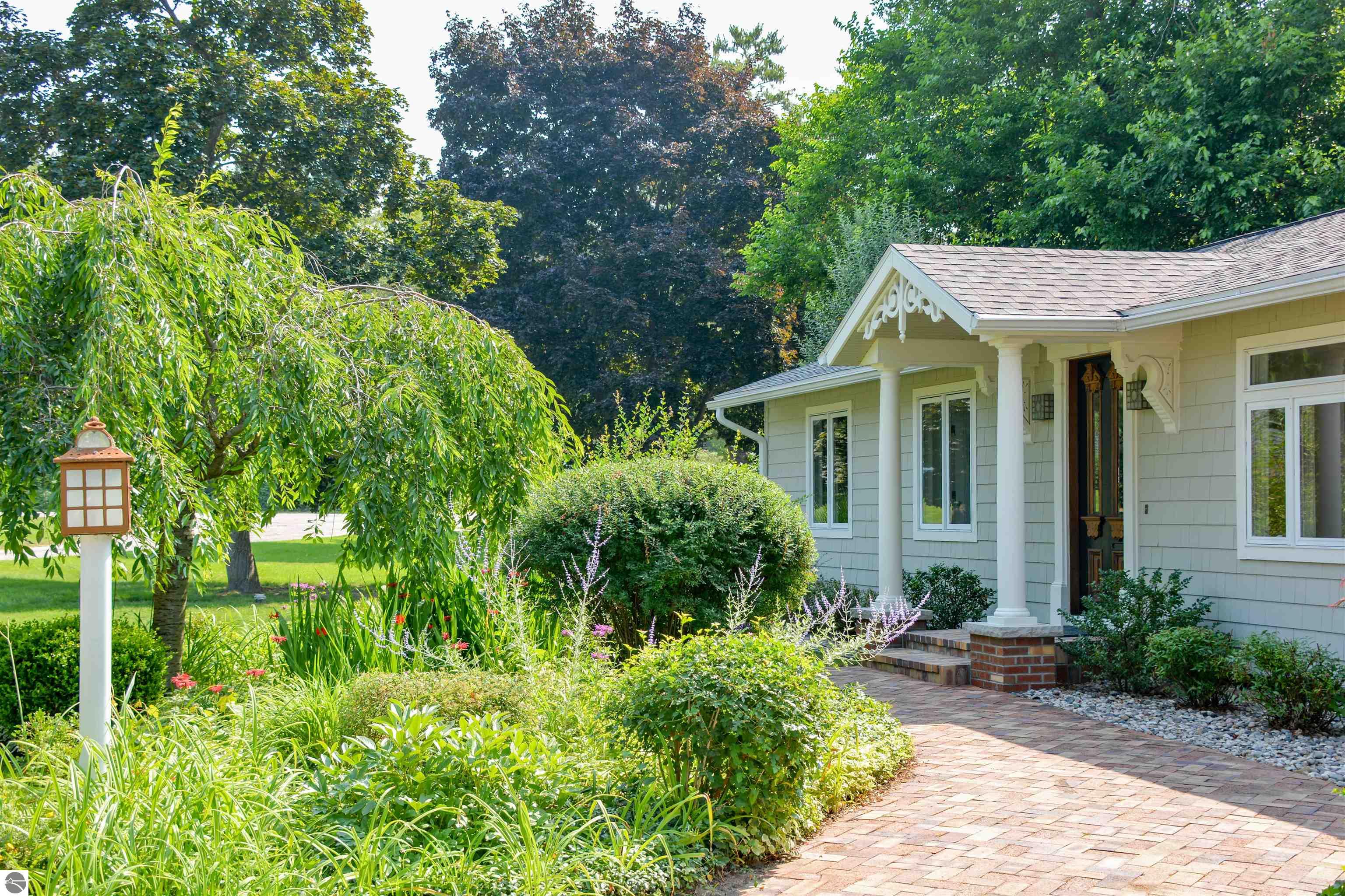 Traverse City, Michigan, 49686, United States, 4 Bedrooms Bedrooms, ,2 BathroomsBathrooms,Residential,For Sale,1908664
