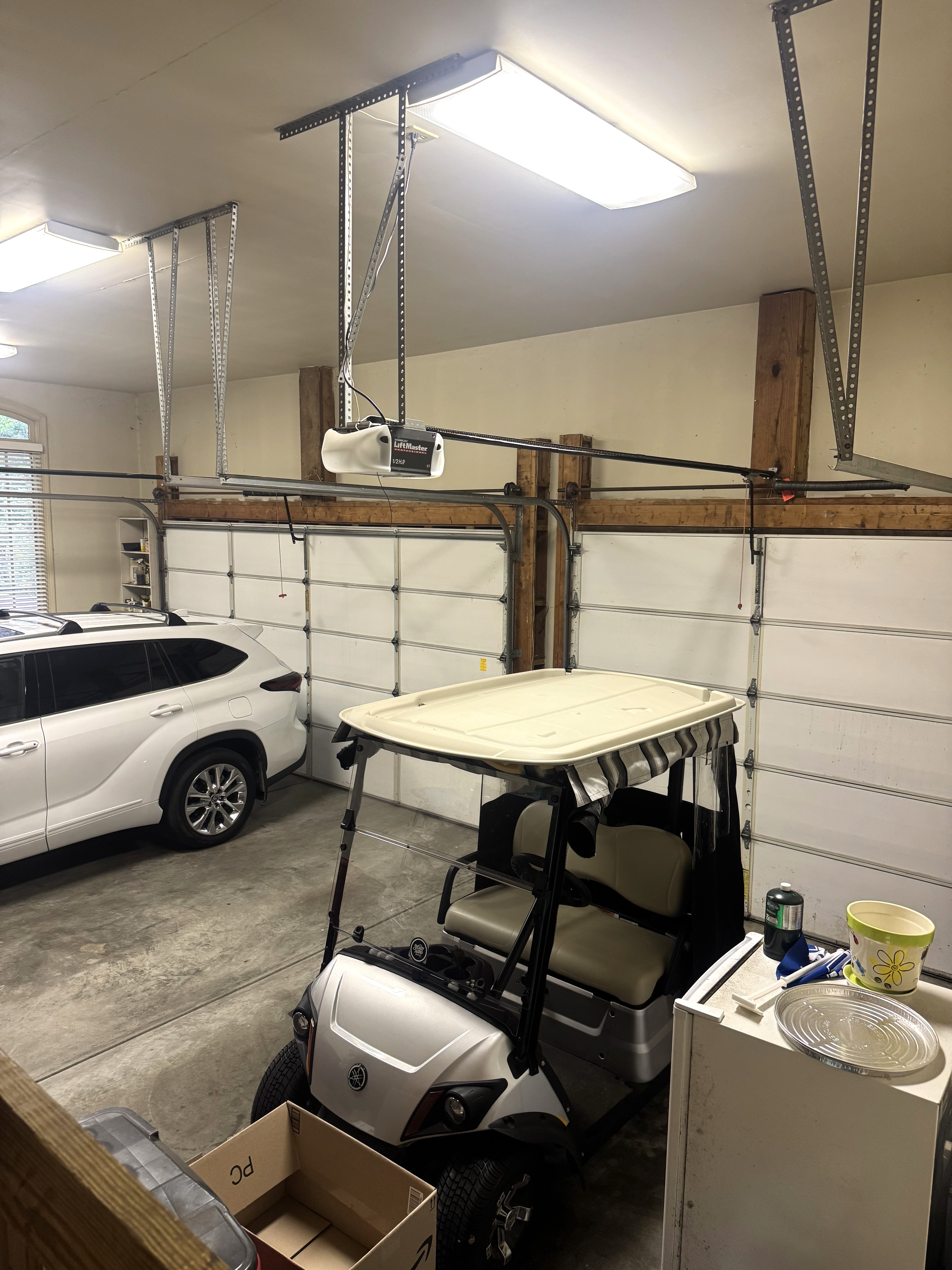 Frankfort, Kentucky, 40601, United States, 5 Bedrooms Bedrooms, ,4 BathroomsBathrooms,Residential,For Sale,1983551