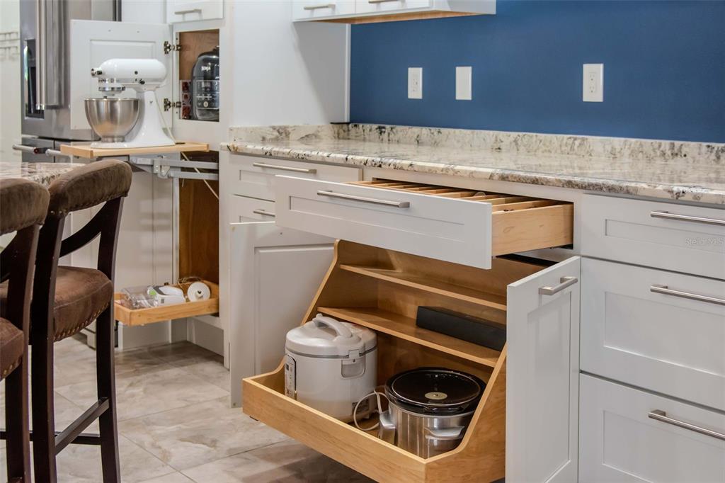 Clearwater, Florida, 33761, United States, 5 Bedrooms Bedrooms, ,3 BathroomsBathrooms,Residential,For Sale,1991990