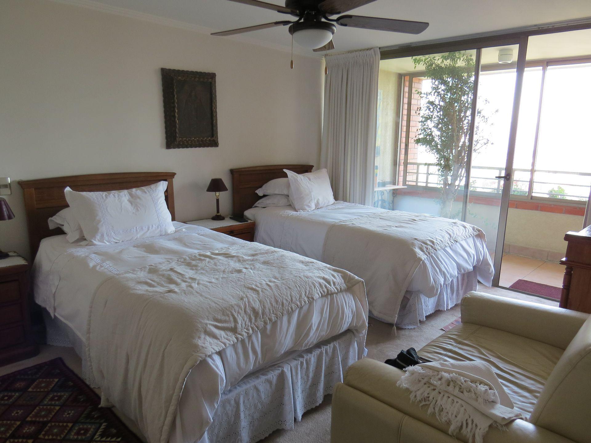 Las Condes, Chile, 3 Bedrooms Bedrooms, ,4 BathroomsBathrooms,Residential,For Sale,1877338