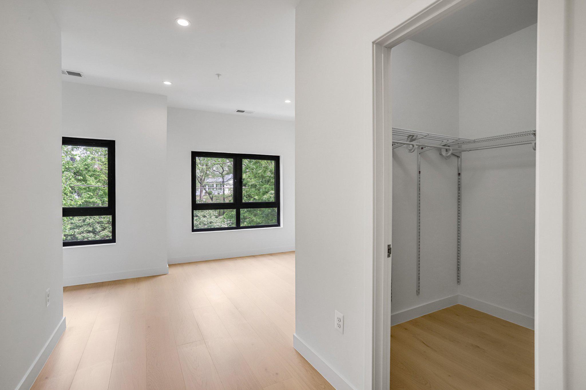  1202 Eastern Avenue NE, Washington, DC, 20019 - 物件實景