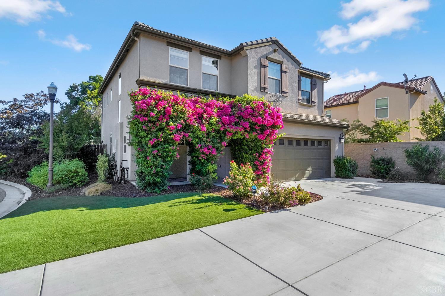 Clovis, California, 93619, United States, 3 Bedrooms Bedrooms, ,3 BathroomsBathrooms,Residential,For Sale,1935321