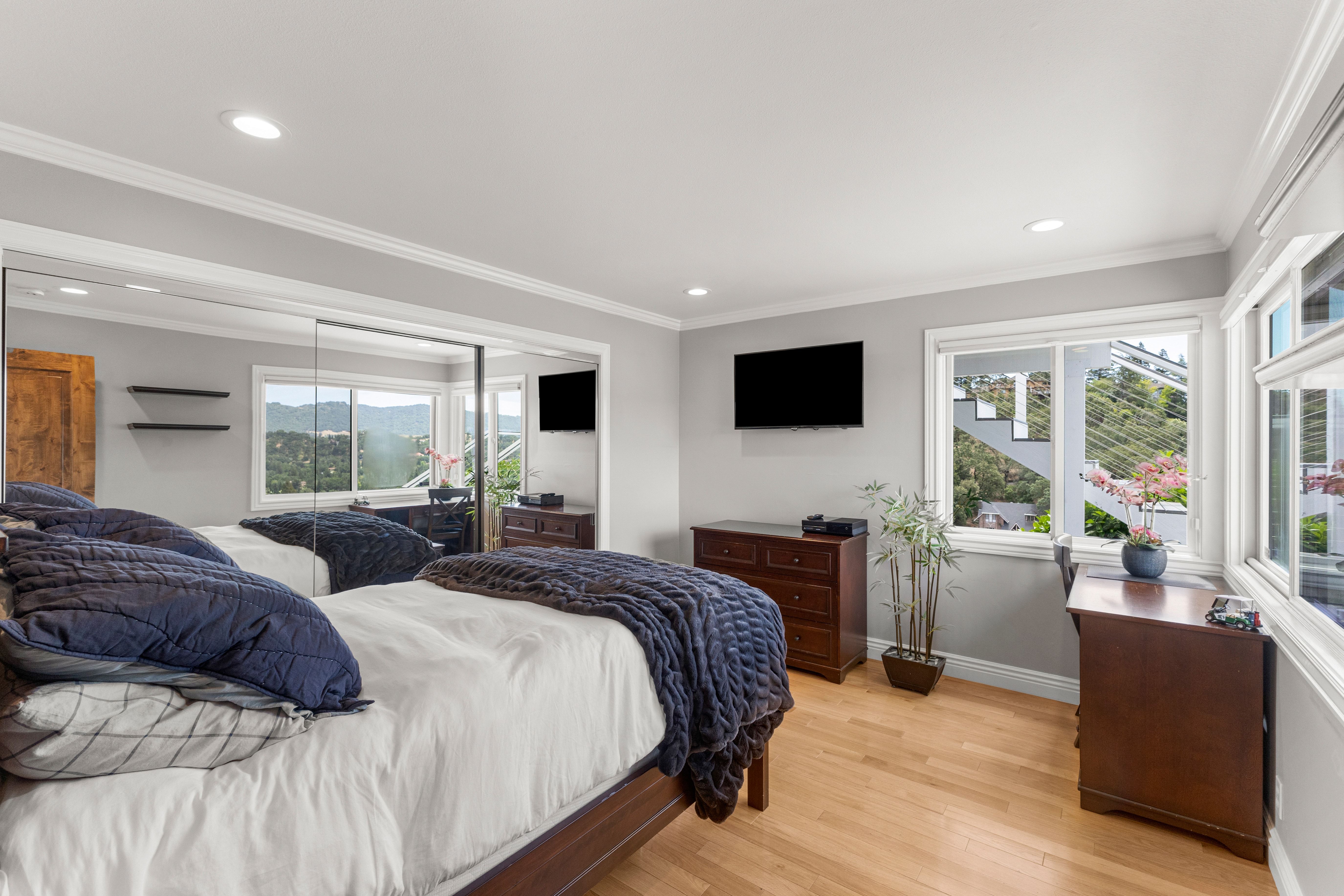  Sweeping Fairway Views Meet Rare Outdoor Living - 物件實景