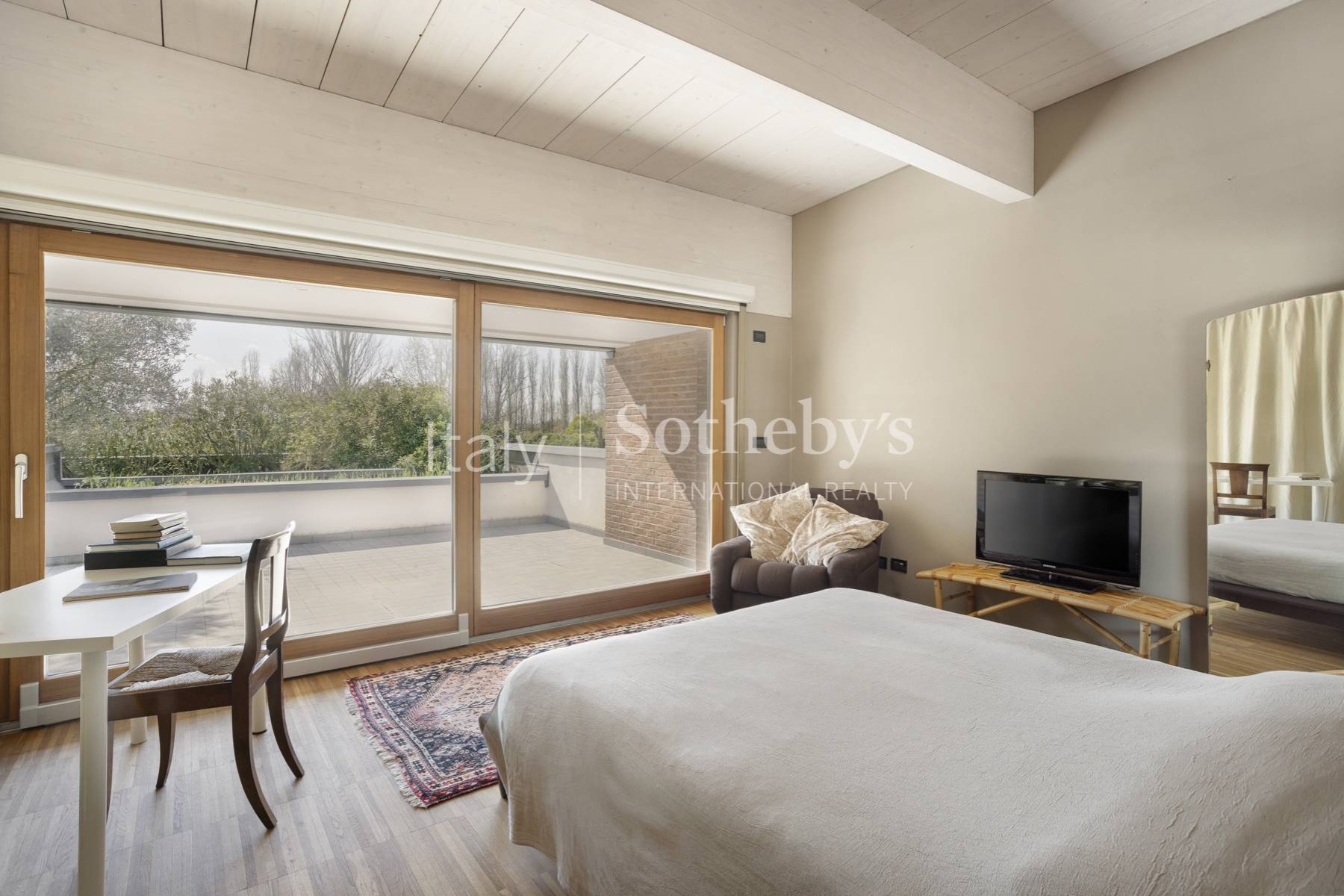  Contemporary villa with park, swimming pool, and private lake - 物件實景
