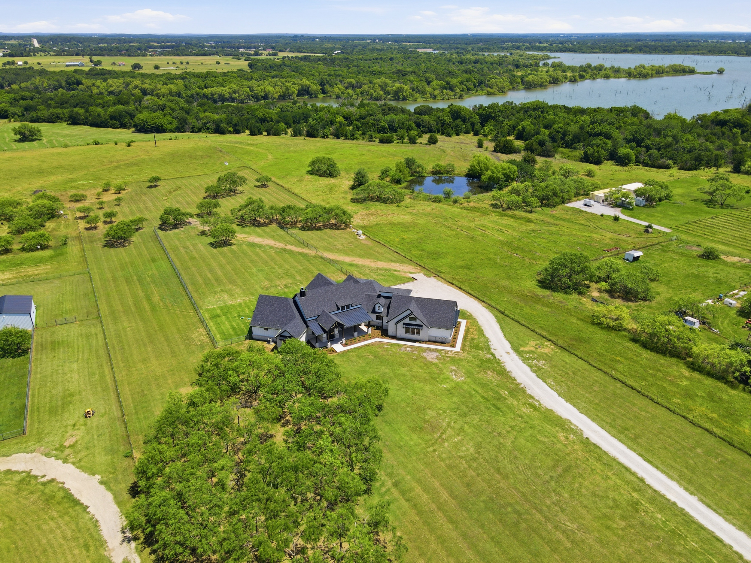  519 Reason Jones Road, Valley View, TX, 76272 - 物件實景