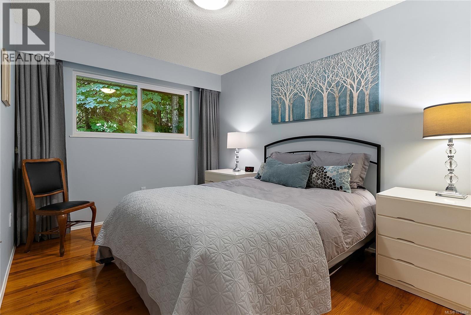 NORTH SAANICH, British Columbia, V8L 5J4, CA, 5 Bedrooms Bedrooms, ,3 BathroomsBathrooms,Residential,For Sale,1949643