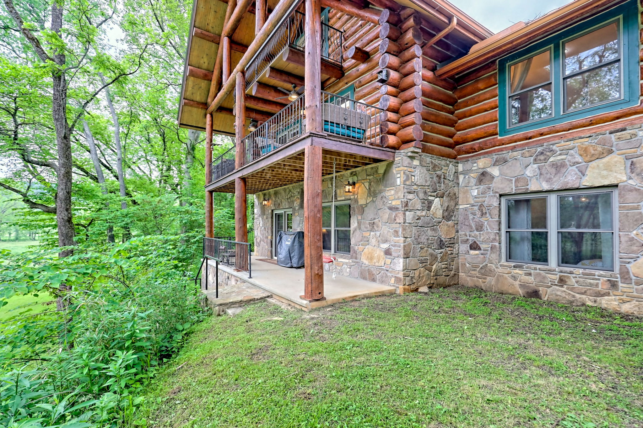 Warne, North Carolina, 28909, United States, 3 Bedrooms Bedrooms, ,3 BathroomsBathrooms,Residential,For Sale,1826737