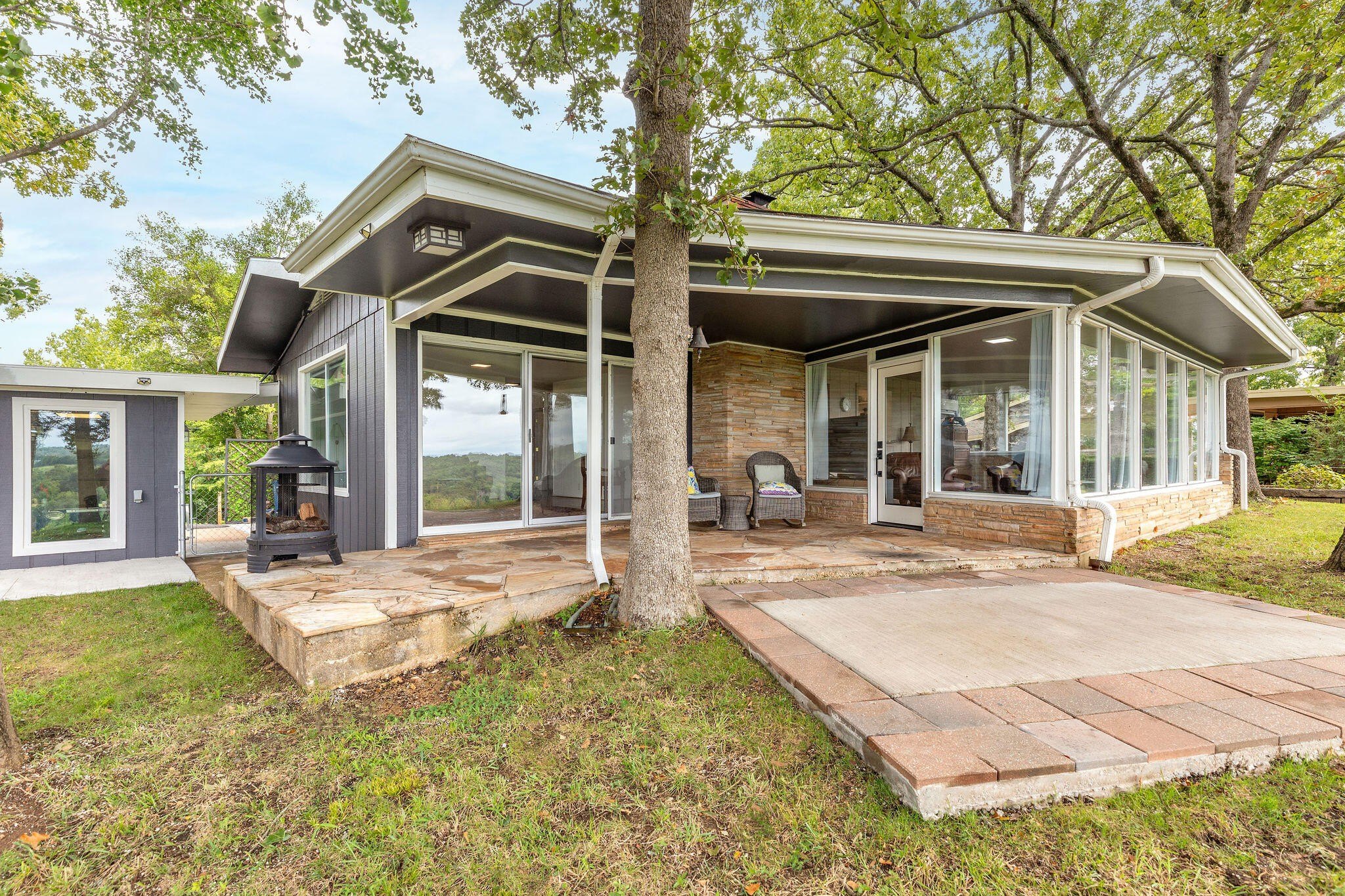 Branson, Missouri, 65616, United States, 3 Bedrooms Bedrooms, ,2 BathroomsBathrooms,Residential,For Sale,1976730