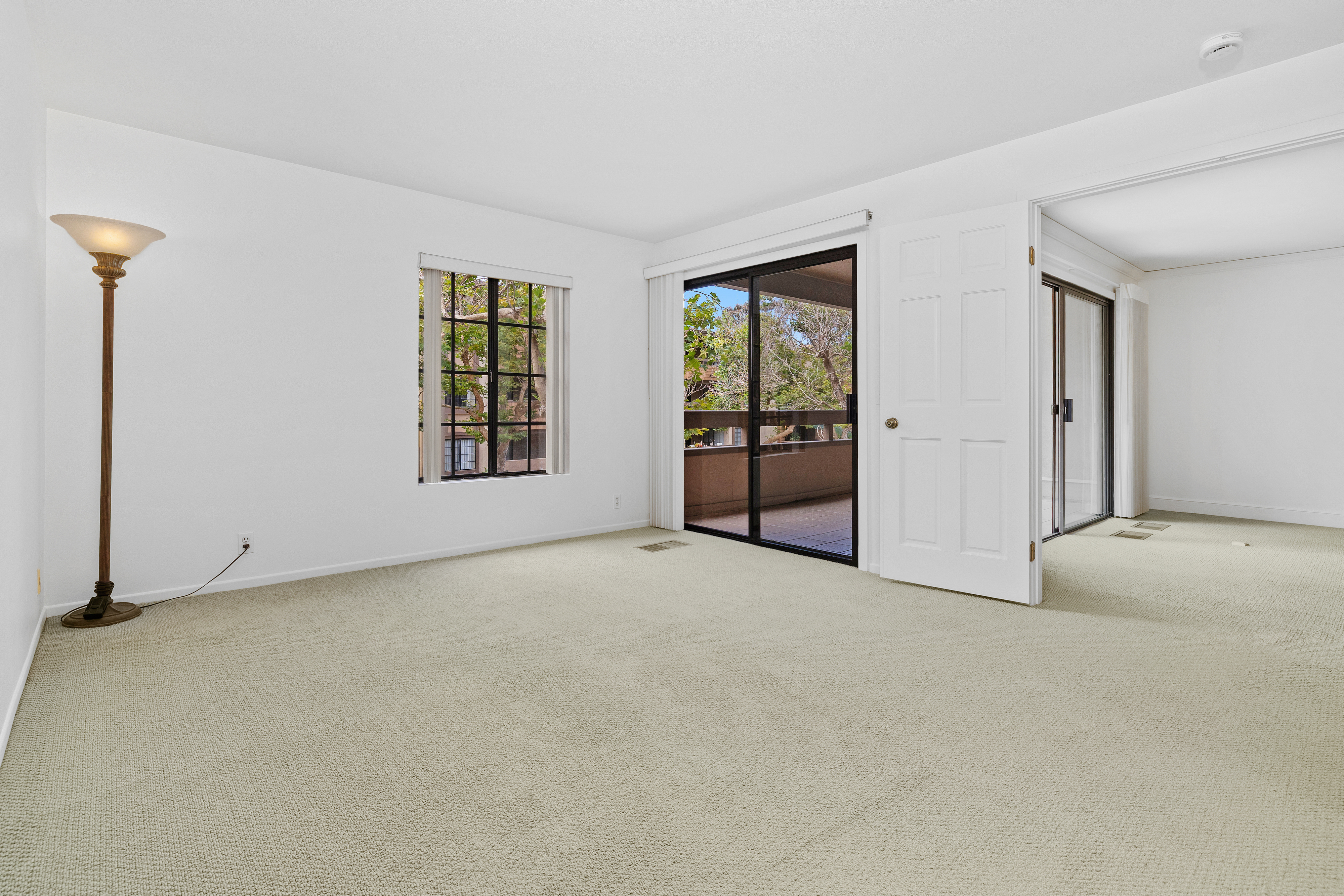  8870 Villa La Jolla Drive, San Diego, CA 92037 - 物件實景